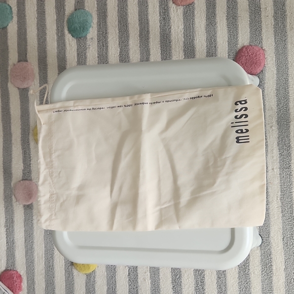 Mini Melissa shoe with dust bag - Picture 13 of 13